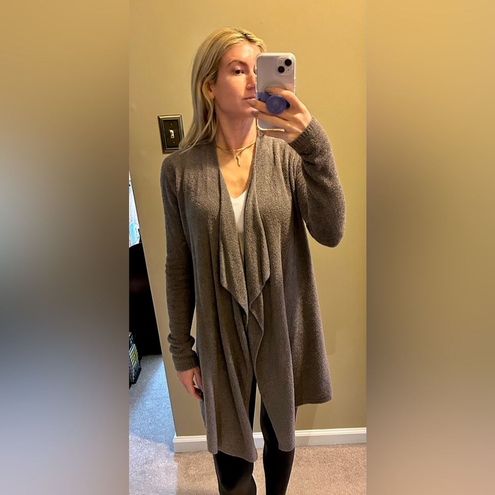 Barefoot Dreams CozyChic Lite Calypso Wrap in Graphite Gray